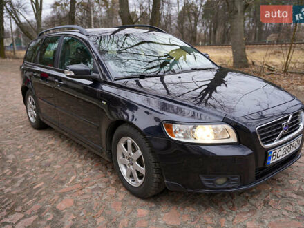 Вольво V50 2009 у Ирпене на Automoto.ua Чорний Вольво V50, об'ємом двигуна 1.6 л та пробігом 280 тис. км за 6300 $, фото 1 на Automoto.ua