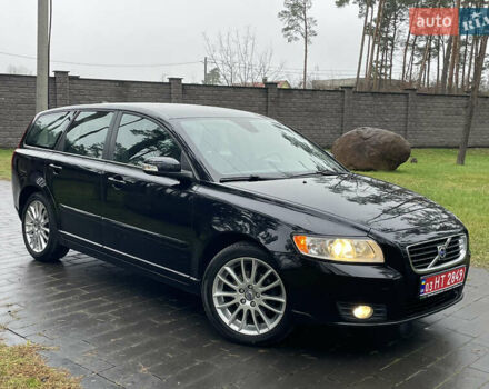 Черный Вольво В50, объемом двигателя 1.8 л и пробегом 189 тыс. км за 6950 $, фото 1 на Automoto.ua