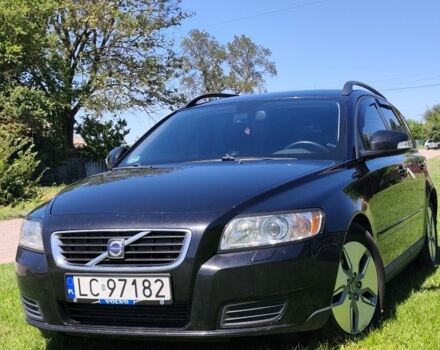 Чорний Вольво V50, об'ємом двигуна 0 л та пробігом 263 тис. км за 3600 $, фото 1 на Automoto.ua
