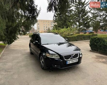 Чорний Вольво V50, об'ємом двигуна 1.56 л та пробігом 310 тис. км за 6300 $, фото 1 на Automoto.ua