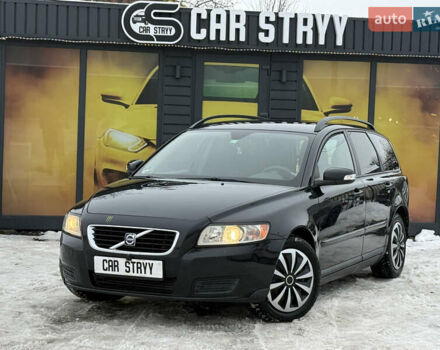 Чорний Вольво V50, об'ємом двигуна 2 л та пробігом 262 тис. км за 6500 $, фото 1 на Automoto.ua