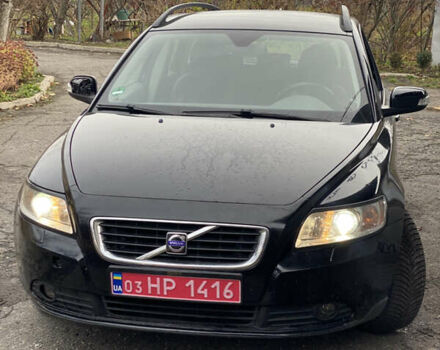 Чорний Вольво V50, об'ємом двигуна 0 л та пробігом 198 тис. км за 6500 $, фото 1 на Automoto.ua