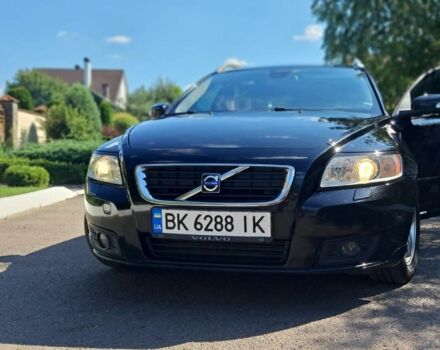 Чорний Вольво V50, об'ємом двигуна 0 л та пробігом 270 тис. км за 6800 $, фото 1 на Automoto.ua