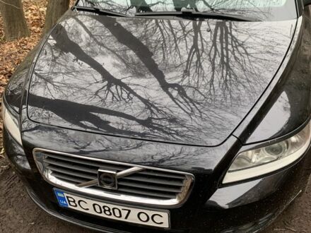 Черный Вольво В50, объемом двигателя 2 л и пробегом 245 тыс. км за 8300 $, фото 1 на Automoto.ua