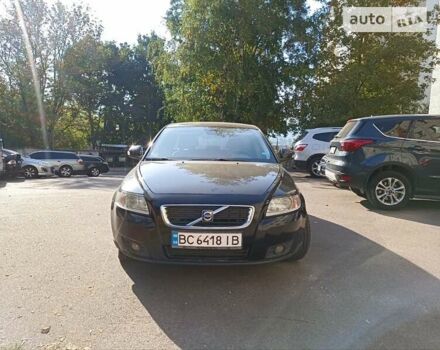 Вольво В50 2009 в Львове на Automoto.ua Черный Вольво В50, объемом двигателя 1.56 л и пробегом 297 тыс. км за 6300 $, фото 1 на Automoto.ua