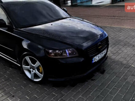 Чорний Вольво V50, об'ємом двигуна 1.56 л та пробігом 292 тис. км за 7300 $, фото 1 на Automoto.ua