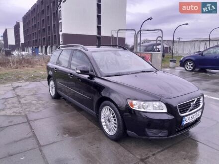 Чорний Вольво V50, об'ємом двигуна 1.56 л та пробігом 233 тис. км за 6500 $, фото 1 на Automoto.ua