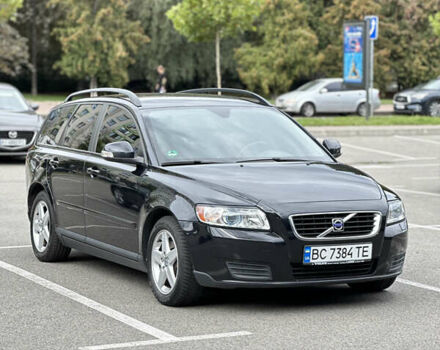 Черный Вольво В50, объемом двигателя 2 л и пробегом 279 тыс. км за 8100 $, фото 1 на Automoto.ua