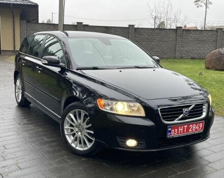 Черный Вольво В50, объемом двигателя 1.8 л и пробегом 189 тыс. км за 6950 $, фото 1 на Automoto.ua