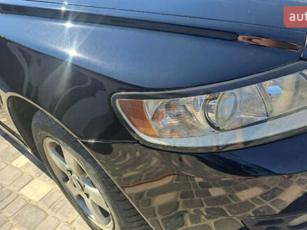 Черный Вольво В50, объемом двигателя 1.56 л и пробегом 237 тыс. км за 7000 $, фото 1 на Automoto.ua