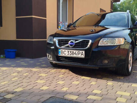 Вольво V50 2010 у Львові на Automoto.ua Чорний Вольво V50, об'ємом двигуна 1.6 л та пробігом 233 тис. км за 7300 $, фото 1 на Automoto.ua