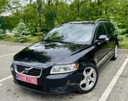 Черный Вольво В50, объемом двигателя 1.6 л и пробегом 201 тыс. км за 7300 $, фото 1 на Automoto.ua