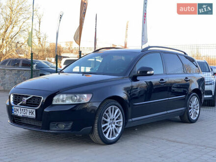 Вольво В50 2010 в Бердичеве на Automoto.ua Черный Вольво В50, объемом двигателя 1.6 л и пробегом 230 тыс. км за 7899 $, фото 1 на Automoto.ua