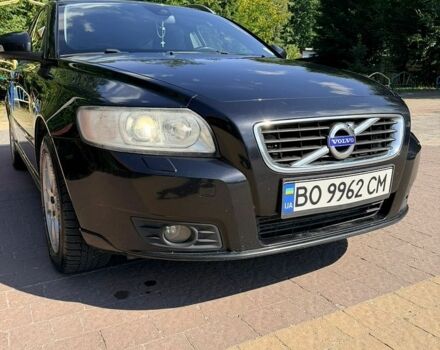 Чорний Вольво V50, об'ємом двигуна 1.6 л та пробігом 274 тис. км за 7200 $, фото 1 на Automoto.ua