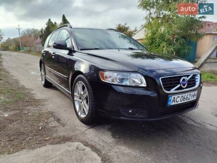 Вольво В50 2010 в Черкассах на Automoto.ua Черный Вольво В50, объемом двигателя 1.56 л и пробегом 308 тыс. км за 6750 $, фото 1 на Automoto.ua