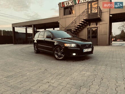 Вольво V50 2010 у Калуше на Automoto.ua Чорний Вольво V50, об'ємом двигуна 1.6 л та пробігом 323 тис. км за 7000 $, фото 1 на Automoto.ua