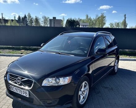 Чорний Вольво V50, об'ємом двигуна 1.6 л та пробігом 263 тис. км за 8500 $, фото 1 на Automoto.ua