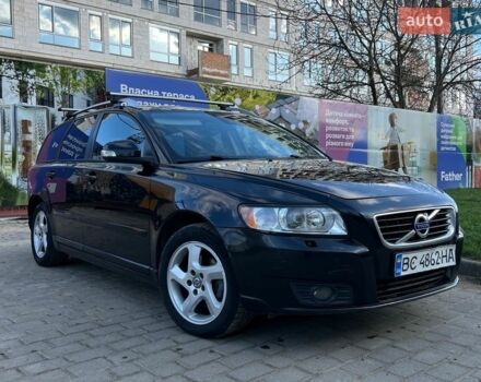 Черный Вольво В50, объемом двигателя 1.6 л и пробегом 346 тыс. км за 6500 $, фото 1 на Automoto.ua