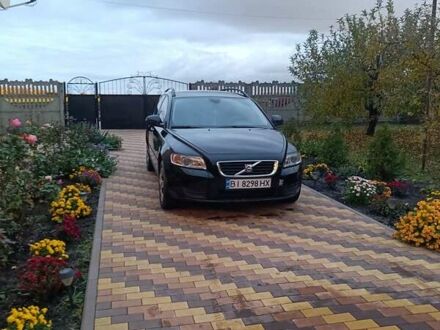 Вольво V50 2010 у Полтаві на Automoto.ua Чорний Вольво V50, об'ємом двигуна 1.6 л та пробігом 278 тис. км за 7600 $, фото 1 на Automoto.ua