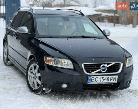 Черный Вольво В50, объемом двигателя 1.6 л и пробегом 225 тыс. км за 6850 $, фото 1 на Automoto.ua