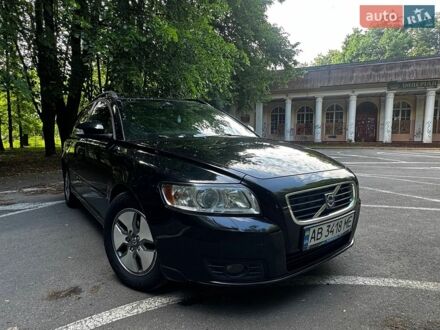 Черный Вольво В50, объемом двигателя 1.56 л и пробегом 277 тыс. км за 6800 $, фото 1 на Automoto.ua