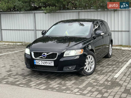 Чорний Вольво V50, об'ємом двигуна 2 л та пробігом 279 тис. км за 8750 $, фото 1 на Automoto.ua