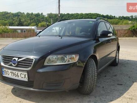 Вольво В50 2011 в Бучаче на Automoto.ua Черный Вольво В50, объемом двигателя 1.56 л и пробегом 225 тыс. км за 7500 $, фото 1 на Automoto.ua
