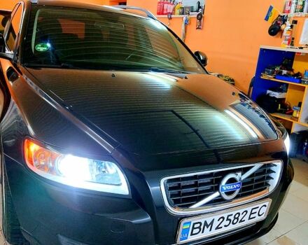 Черный Вольво В50, объемом двигателя 1.6 л и пробегом 217 тыс. км за 6800 $, фото 1 на Automoto.ua