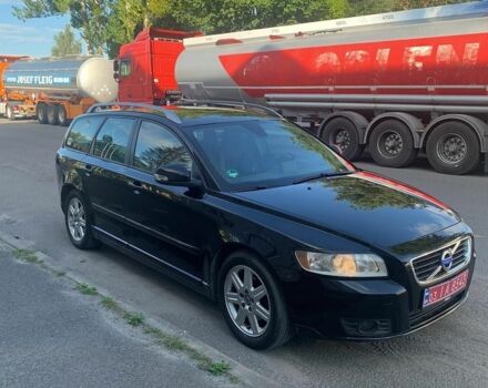 Чорний Вольво V50, об'ємом двигуна 1.6 л та пробігом 195 тис. км за 7177 $, фото 1 на Automoto.ua