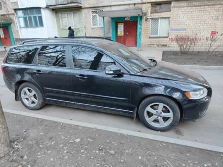 Вольво V50 2011 у Белой Церкве на Automoto.ua Чорний Вольво V50, об'ємом двигуна 1.6 л та пробігом 280 тис. км за 8000 $, фото 1 на Automoto.ua