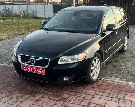 Чорний Вольво V50, об'ємом двигуна 2 л та пробігом 284 тис. км за 9200 $, фото 1 на Automoto.ua