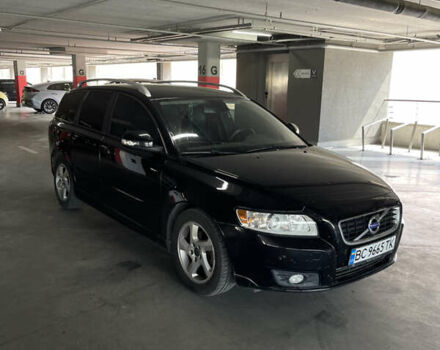 Чорний Вольво V50, об'ємом двигуна 1.56 л та пробігом 240 тис. км за 6100 $, фото 1 на Automoto.ua