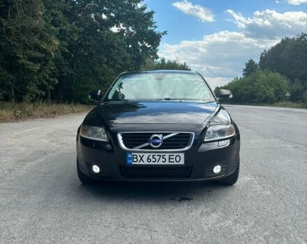 Черный Вольво В50, объемом двигателя 1.6 л и пробегом 252 тыс. км за 7700 $, фото 1 на Automoto.ua
