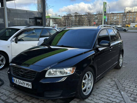 Вольво В50 2011 в Киеве на Automoto.ua Черный Вольво В50, объемом двигателя 1.6 л и пробегом 242 тыс. км за 6500 $, фото 1 на Automoto.ua
