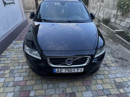Вольво V50 2011 у Дніпро (Дніпропетровську) на Automoto.ua Чорний Вольво V50, об'ємом двигуна 1.6 л та пробігом 305 тис. км за 7900 $, фото 1 на Automoto.ua
