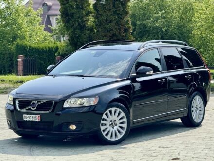 Вольво V50 2011 у Дубно на Automoto.ua Чорний Вольво V50, об'ємом двигуна 1.6 л та пробігом 218 тис. км за 8599 $, фото 1 на Automoto.ua