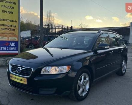 Черный Вольво В50, объемом двигателя 1.56 л и пробегом 243 тыс. км за 8200 $, фото 1 на Automoto.ua