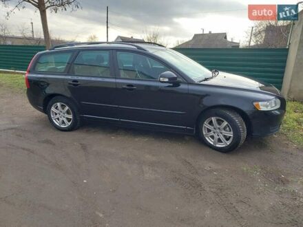 Чорний Вольво V50, об'ємом двигуна 1.6 л та пробігом 245 тис. км за 7500 $, фото 1 на Automoto.ua