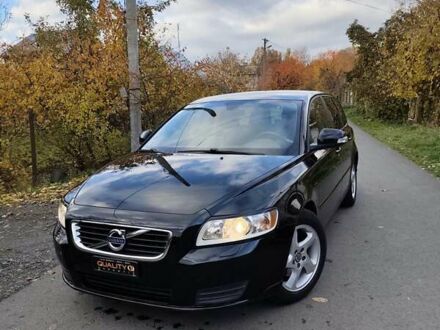 Чорний Вольво V50, об'ємом двигуна 1.6 л та пробігом 236 тис. км за 8200 $, фото 1 на Automoto.ua