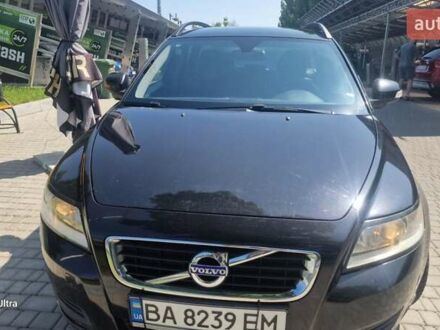 Вольво В50 2011 в Кропивницком (Кировограде) на Automoto.ua Черный Вольво В50, объемом двигателя 1.6 л и пробегом 223 тыс. км за 8000 $, фото 1 на Automoto.ua
