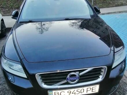 Вольво V50 2011 у Краматорске на Automoto.ua Чорний Вольво V50, об'ємом двигуна 1.6 л та пробігом 235 тис. км за 8000 $, фото 1 на Automoto.ua