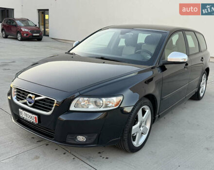 Чорний Вольво V50, об'ємом двигуна 1.6 л та пробігом 235 тис. км за 8850 $, фото 1 на Automoto.ua