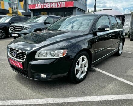 Черный Вольво В50, объемом двигателя 1.6 л и пробегом 257 тыс. км за 8997 $, фото 1 на Automoto.ua