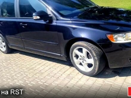 Чорний Вольво V50, об'ємом двигуна 1.6 л та пробігом 222 тис. км за 8000 $, фото 1 на Automoto.ua