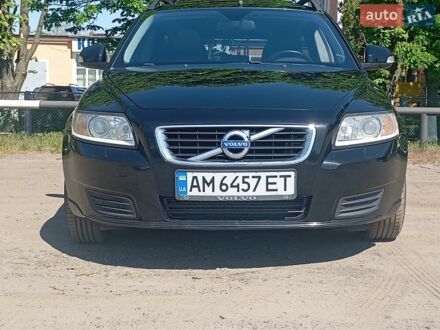 Чорний Вольво V50, об'ємом двигуна 1.6 л та пробігом 289 тис. км за 7300 $, фото 1 на Automoto.ua