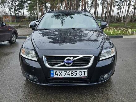 Чорний Вольво V50, об'ємом двигуна 1.56 л та пробігом 230 тис. км за 8600 $, фото 1 на Automoto.ua