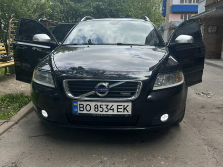 Вольво V50 2011 у Тернополі на Automoto.ua Чорний Вольво V50, об'ємом двигуна 1.6 л та пробігом 250 тис. км за 7000 $, фото 1 на Automoto.ua