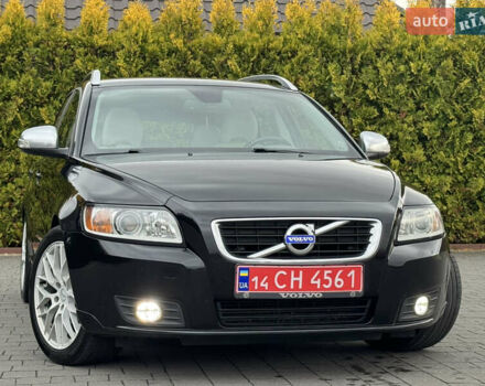 Чорний Вольво V50, об'ємом двигуна 1.6 л та пробігом 214 тис. км за 8999 $, фото 1 на Automoto.ua