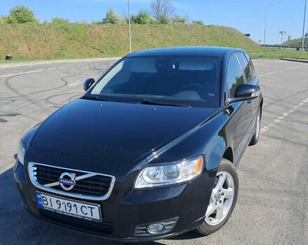 Чорний Вольво V50, об'ємом двигуна 2 л та пробігом 218 тис. км за 8900 $, фото 1 на Automoto.ua