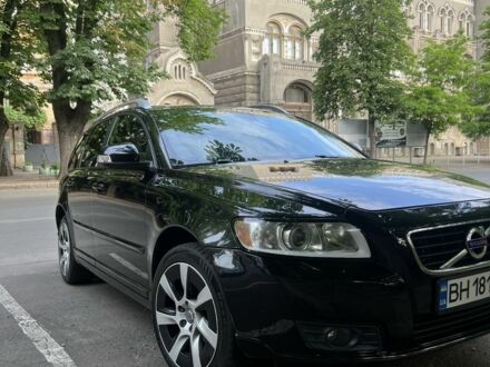 Вольво В50 2012 в Одессе на Automoto.ua Черный Вольво В50, объемом двигателя 1.6 л и пробегом 228 тыс. км за 8600 $, фото 1 на Automoto.ua
